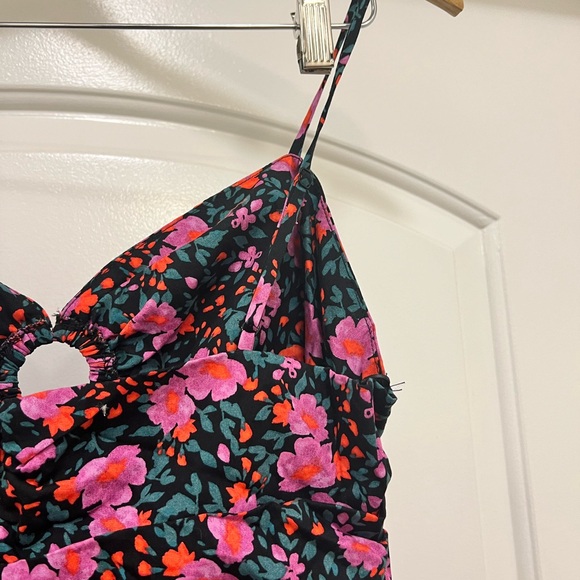 NWT Socialite Cutout Floral Midi Dress - Picture 8 of 12